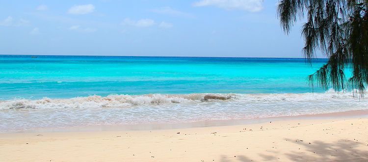 Turquoise waters await your arrival