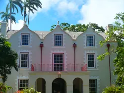 Architectural features of the house Architectural features of the house